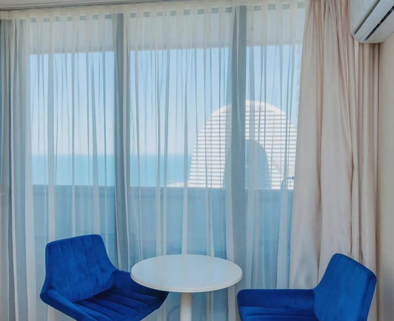 P A N O R A M A Orbi City With Sea View Lägenhet Batumi